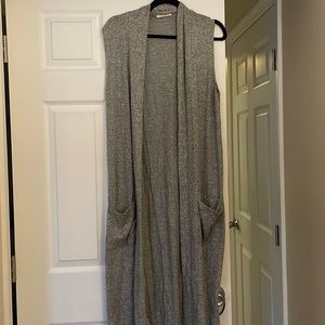 Promesa from Francesca’s maxi length vest sweater